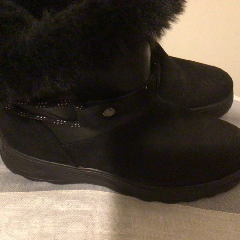 Geox Black Waterproof Boots Size 8.5 - 9 Slight Variation in Size